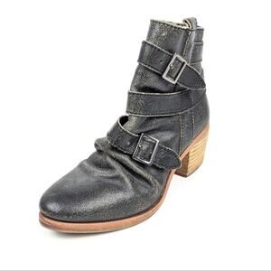 Kelsi Dagger Brooklyn Distressed Black Leather Grand Buckle Ankle Boots Size 7